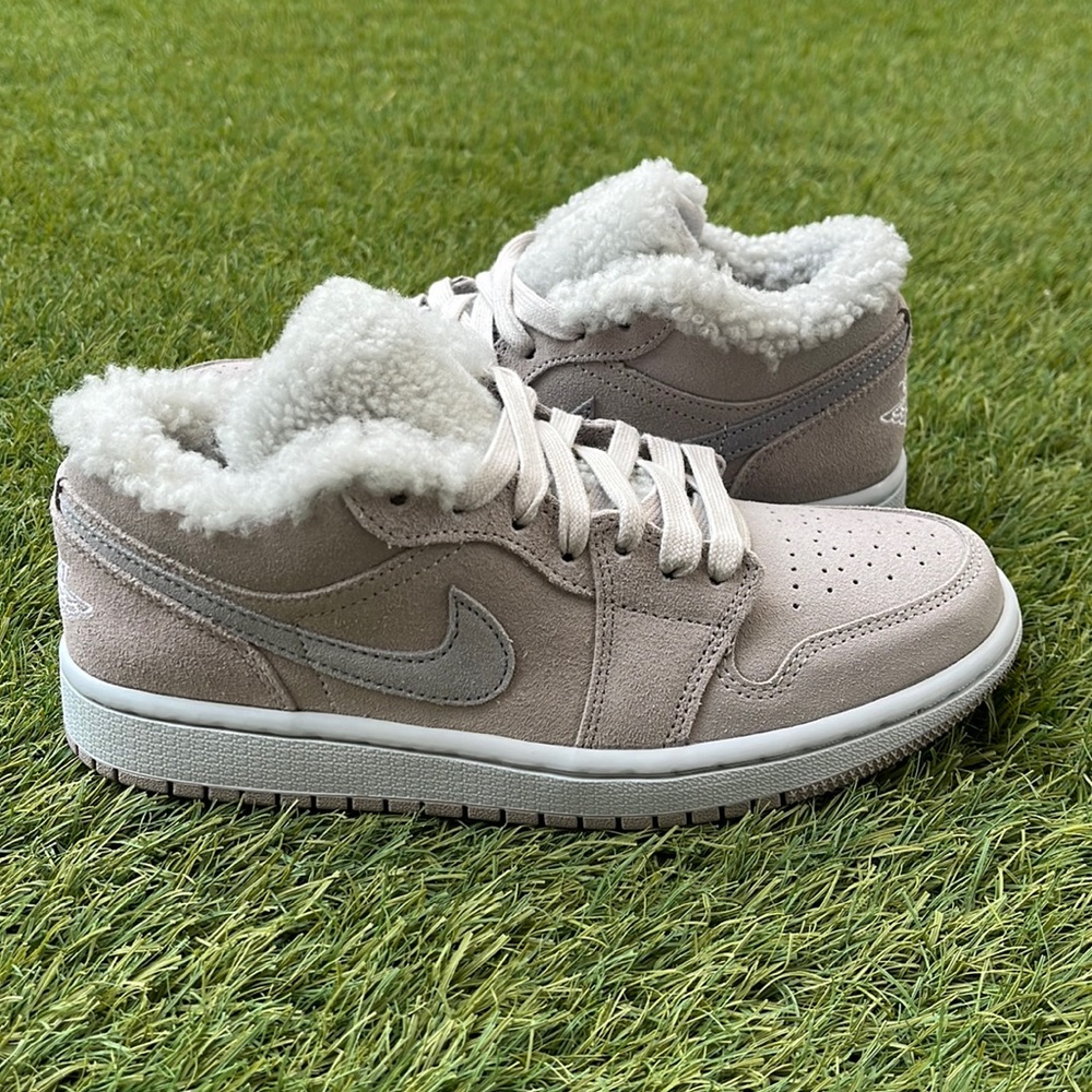 Air Jordan 1 Low SE - Picture 1 of 5